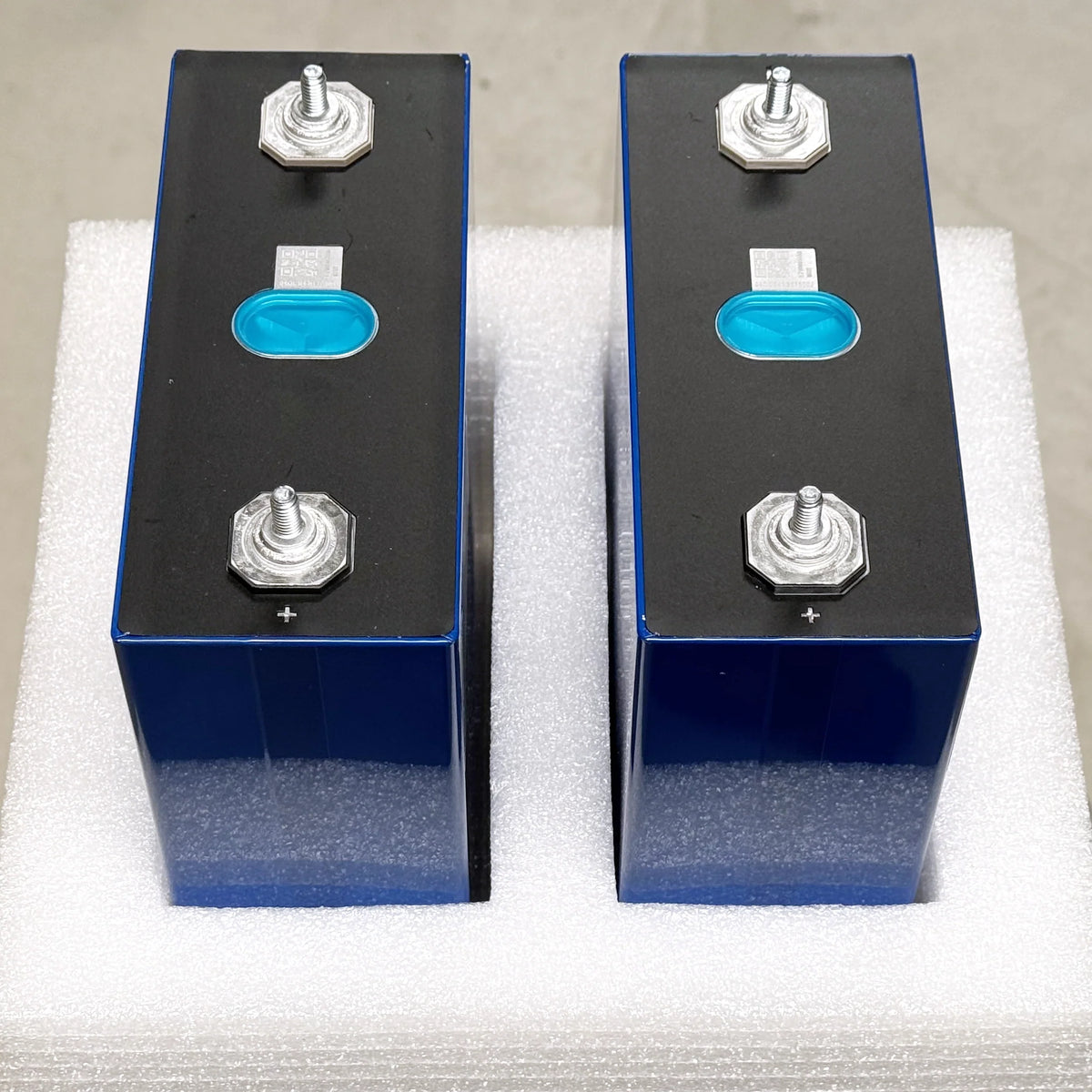3.2V 314Ah EVE LiFePO4 LFP battery cells - 1 kWh per cell - Pack of 2
