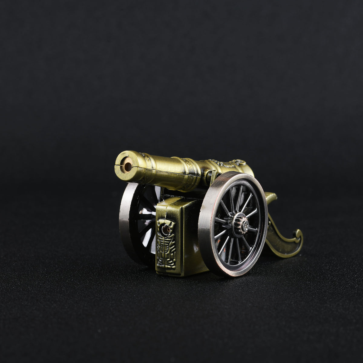 Cannon Lighter