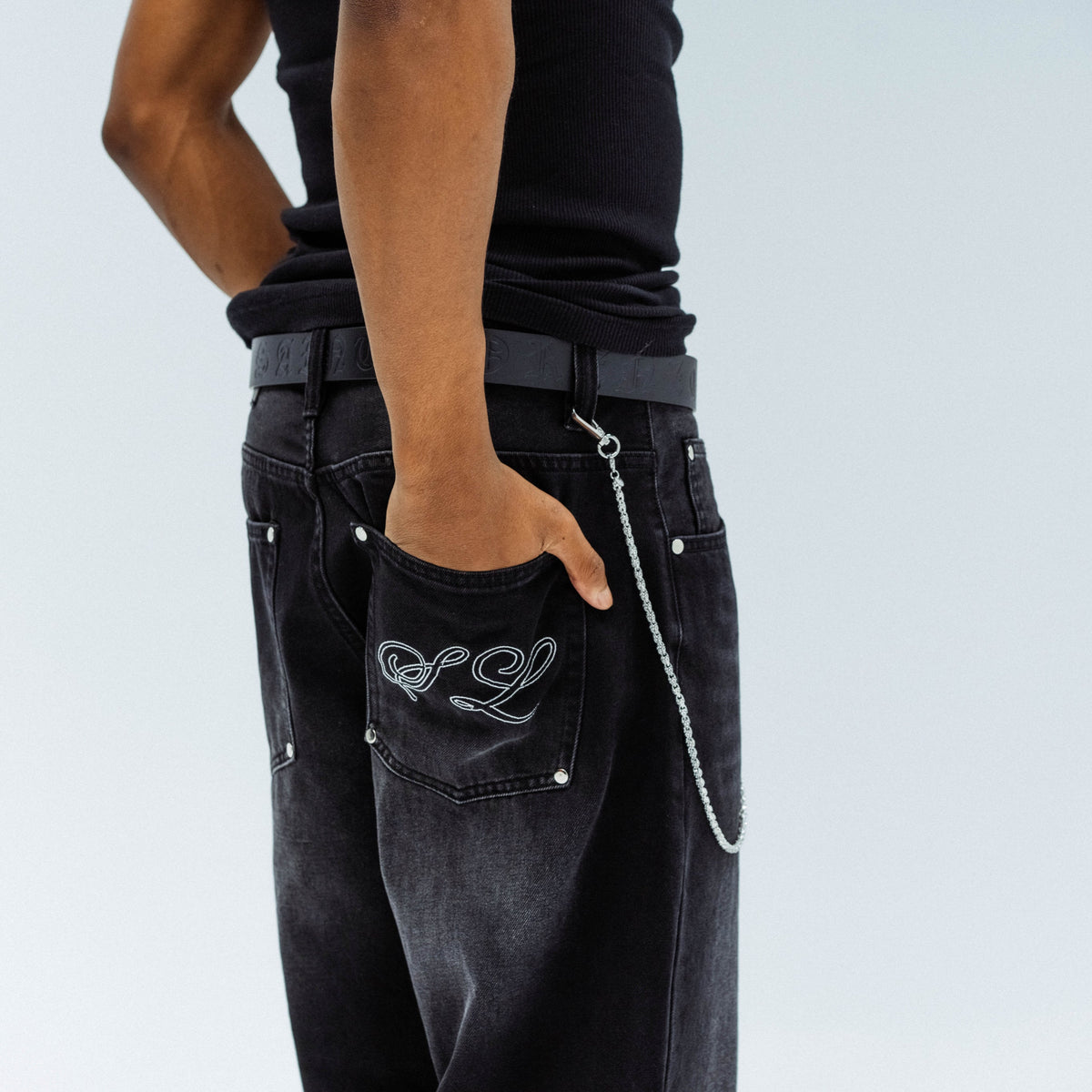 SIGNATURE DENIM