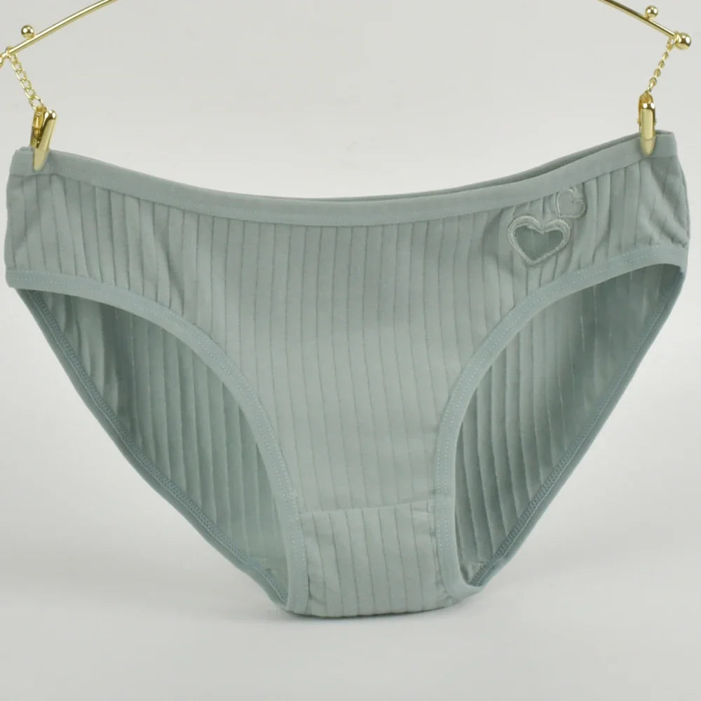 Pure Cotton Underwear Panties For Women Heart Briefs Female Triangle Underpants Woman Soft Panti Intimate sexy Lingerie Panty