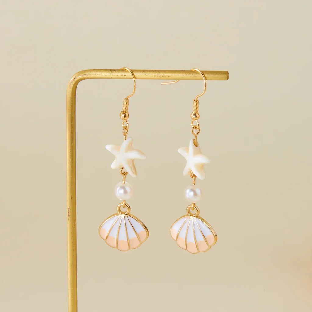 Handmade Bohemia Conch Shaped Shell Dangle Earrings for Women Girls Golden Color Shell Metal Ear Hook Earrings Fashion Gifts