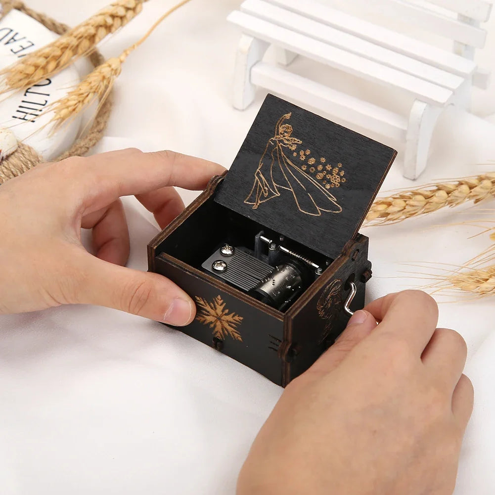 Retro Hand Crank Wooden Music Box Elegant Desktop Musical Box Kids Birthday Festival Gift Vintage Home Craft Ornament