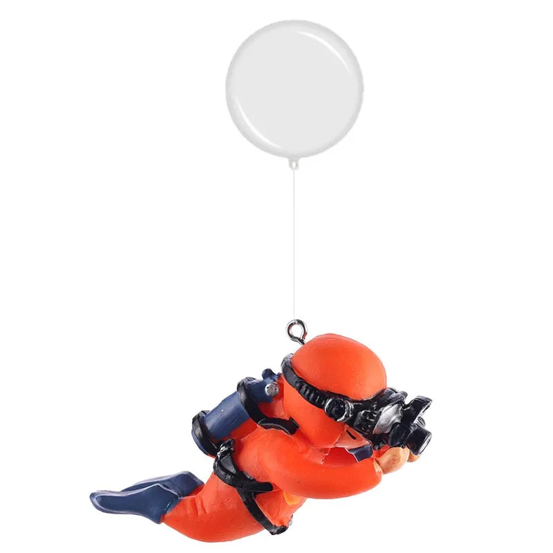 Fish Tank Decoration Resin Landscaping Small Ornaments Mini Diver Glow Aquarium Decor Floating Ball Aquarium Accessories