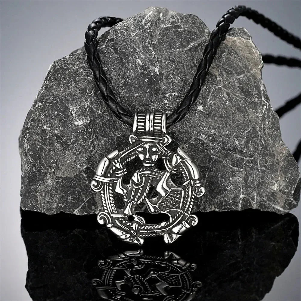Vintage Vikings Loki Hollow Necklaces Men Stainless Steel Norse Mythology Trinity Pendant Amulet Scandinavian Jewelry Male Gifts