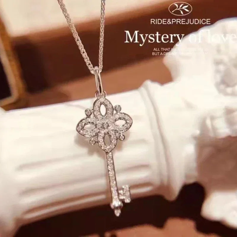 925 Sterling Silver Pave Crystal Vintage Key Pendant 14k Gold Plating Necklace Women Light Luxury Temperament Dress Jewelry