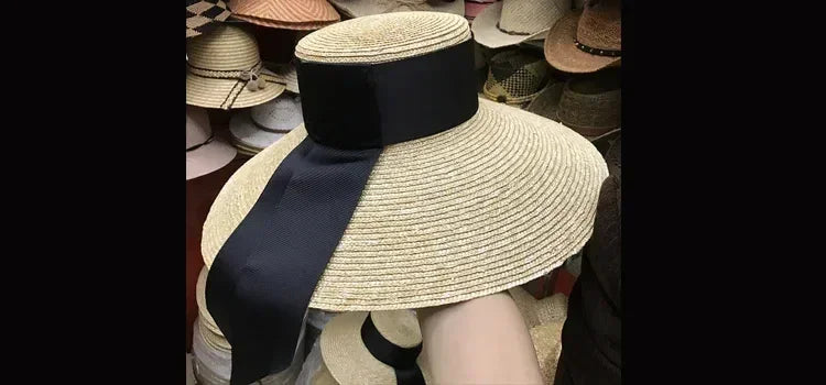 Women Wide Brim Straw Hat with Chin Strap Summer Sun Hats UV Sun Protection Beach Hat Wind Lanyard UPF Derby Travel Hat
