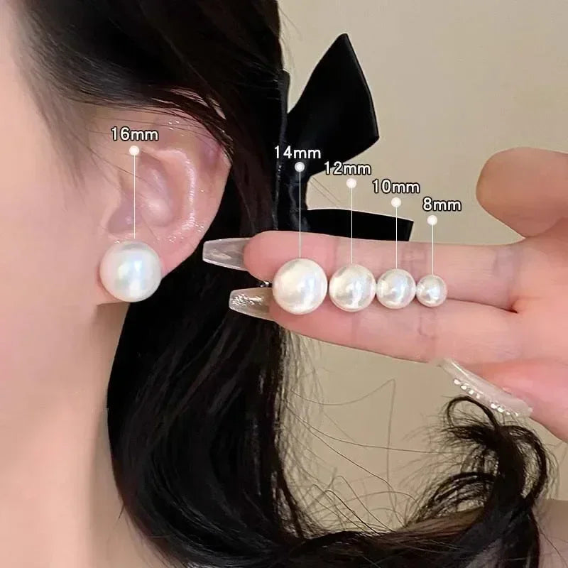 Korean Elegant White Glossy Pearl Stud Earrings For Women Exquisite Simple Imitation Pearl Round Earring Wedding Party Jewelry