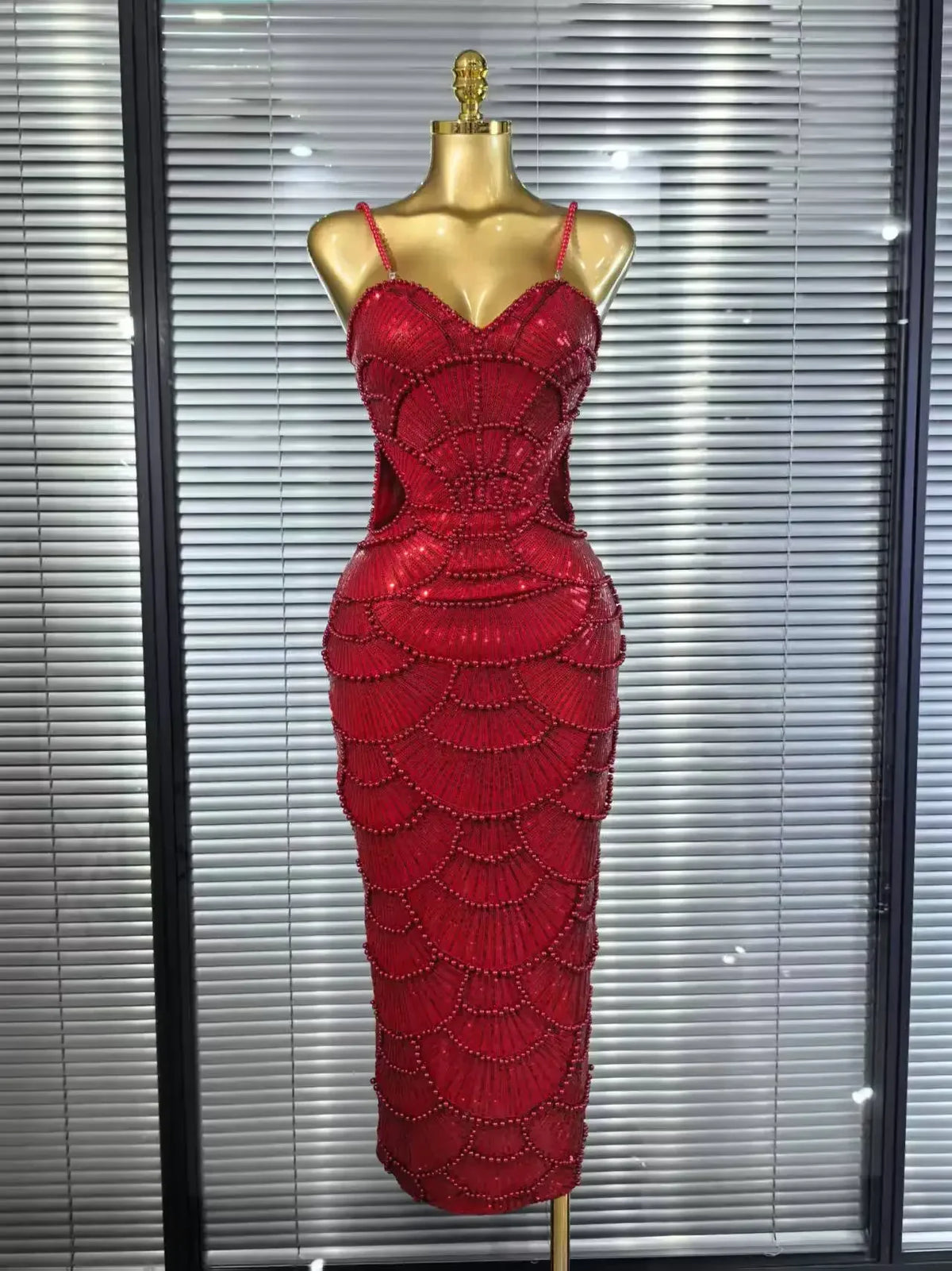 Pearl Beaded Christmas Dress | Sleeveless Bodycon Party Gown - Femstylo