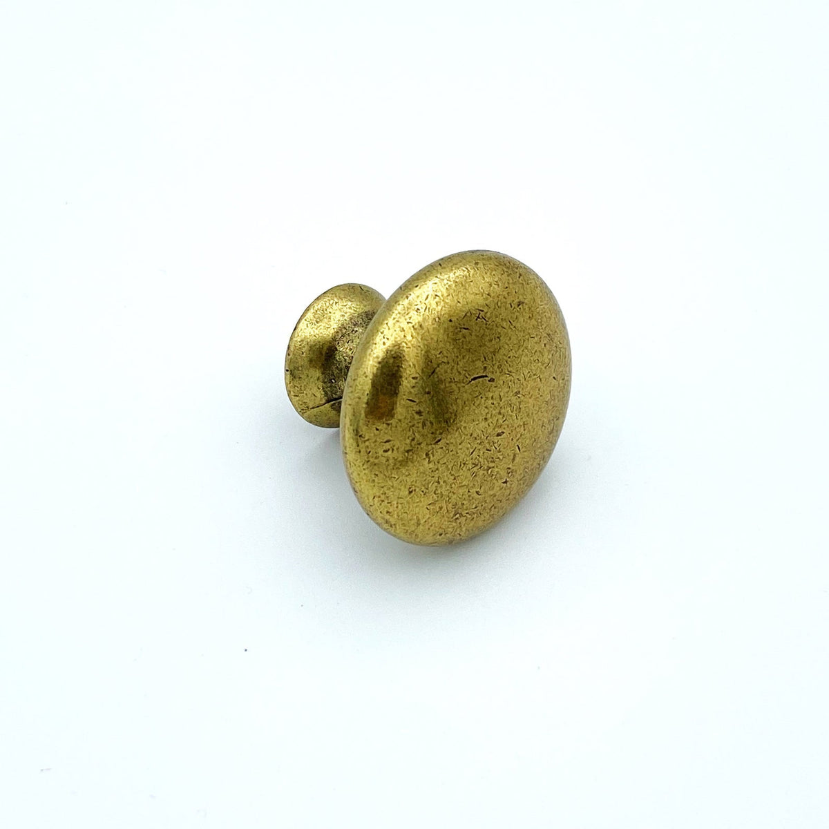 Antique Brass "Capri" Round Knob