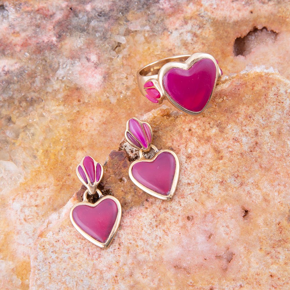 Pink Agate Heart Golden Statement Ring