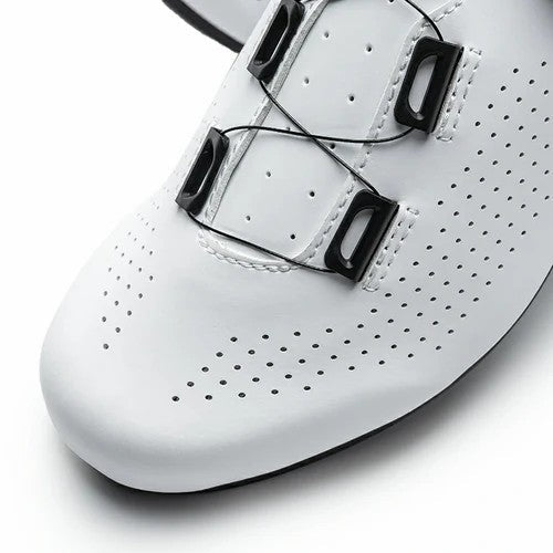 CR4 Clipless Cycling Shoes