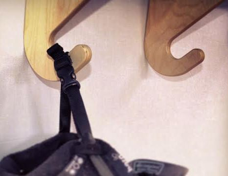 THE EXHIBITOR surfboard wall rack